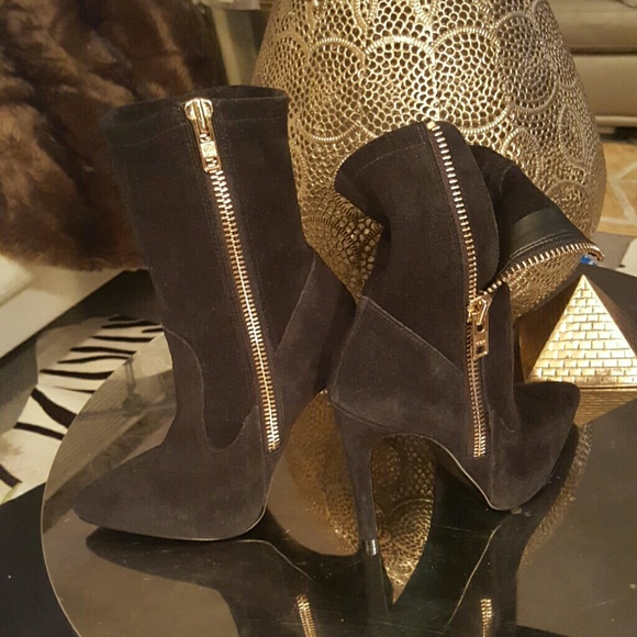 Steven suede booties NEW