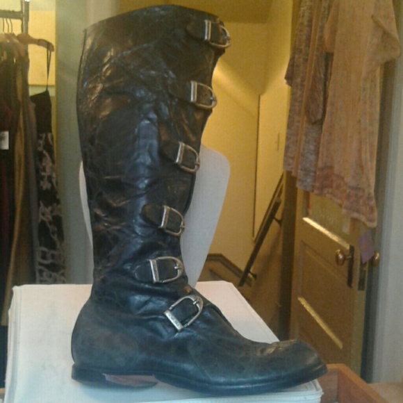 Cydwoq Alpha boots