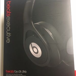 Beats Executive Headphones by Dr.Dre