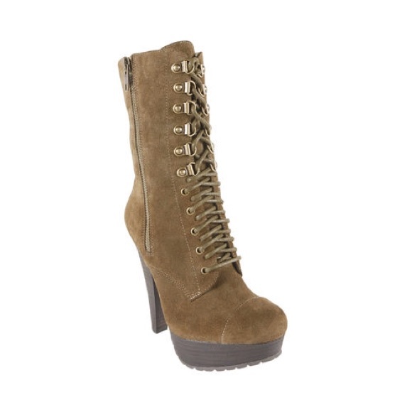 STEVE MADDEN 👢 "EVANDER" PLATFORM COMBAT BOOT
