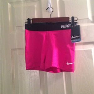 NWT. Hot pink Nike pros