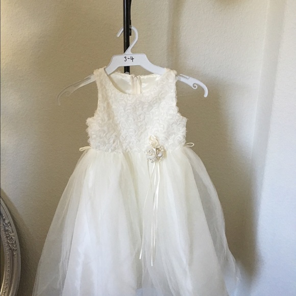 Little girls party dress