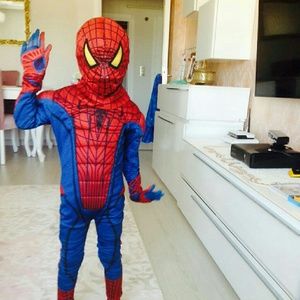 Meet your Posher, Ozlem