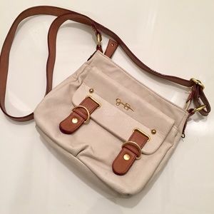 Crossbody purse