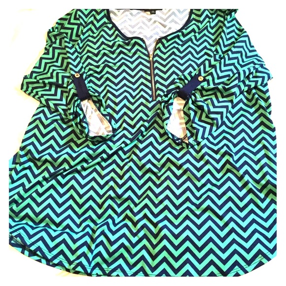 Chevron Top