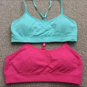 Sports bra bundle!!