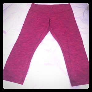 NWOT Lululemon Wunder Under Crops 8-10