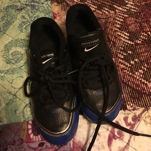 Nike baseball shoes in great condition