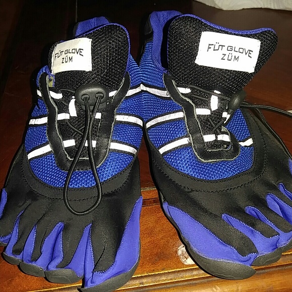 Fit :-) love zum individual toe shoes, dive shoes