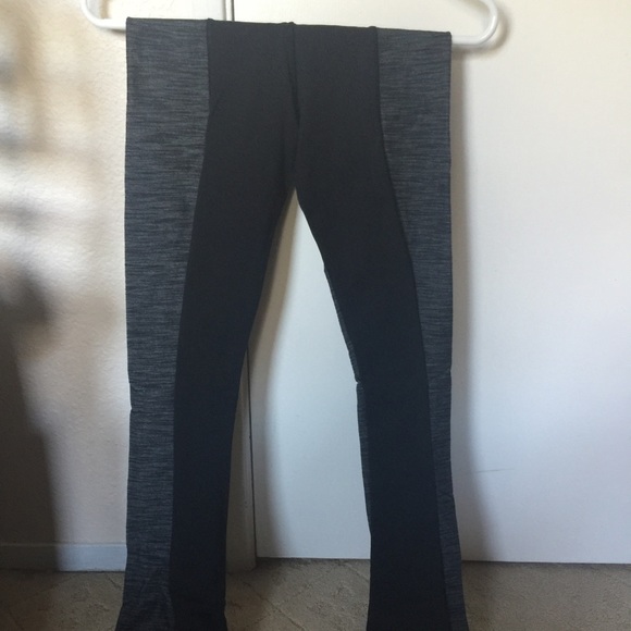 Black and grey yoga pants size 2