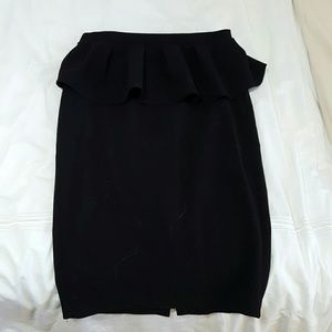 Ruffled pencil skirt