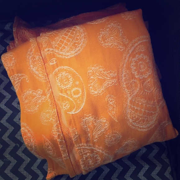 Shiver me paisley woven wrap