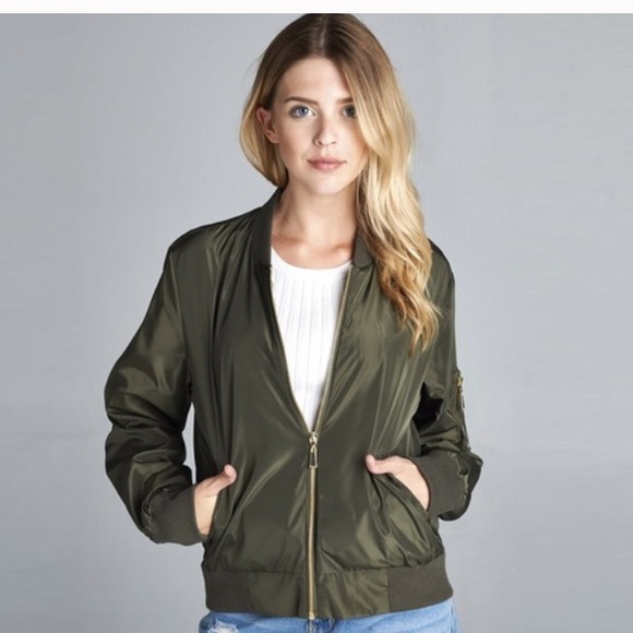 Olive bomber - Picture 2 of 4