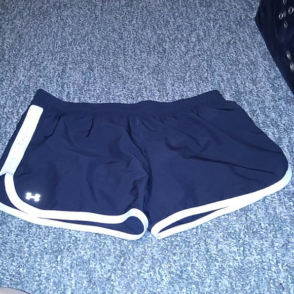 Under armour shorts xl