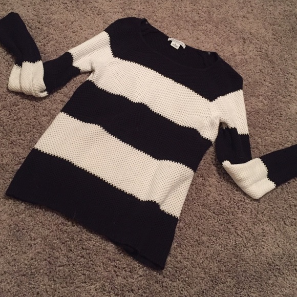 Liz Claiborne sweater