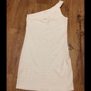 White cotton one-shouldered dress