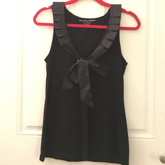 NEW YORK & COMPANY Black Satin Tank Top