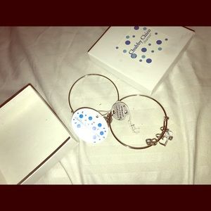 💎Charm bracelet! NWT!💎