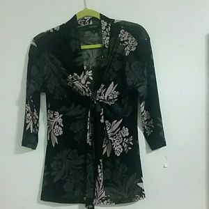 Karen Kane  Blouse