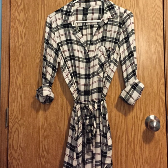 Forever 21 Flannel Button up dress - Picture 1 of 3