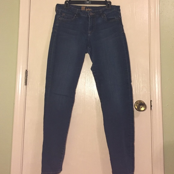 Kut from the Kloth dark wash jeans Size 10