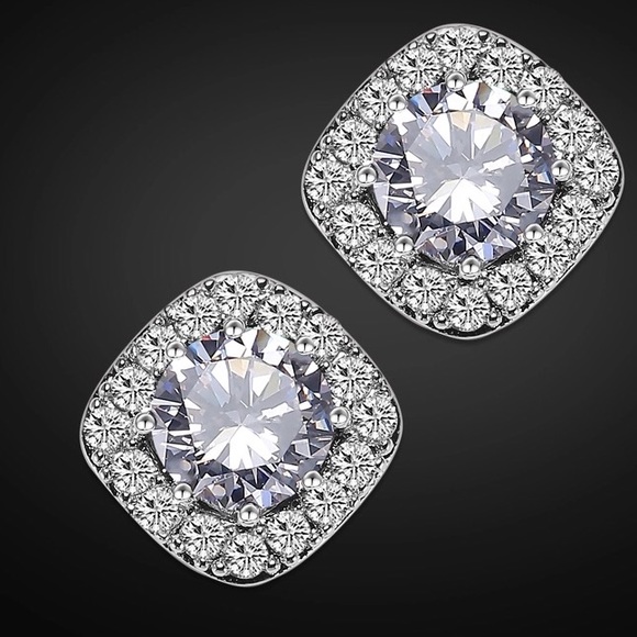 Pretty Penny Jewelry - CZ High Quality Stud Earrings. 2xHP