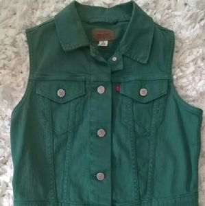 Levi  vest