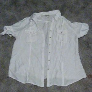 White button up blousr