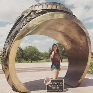 Meet your Posher, Sidney