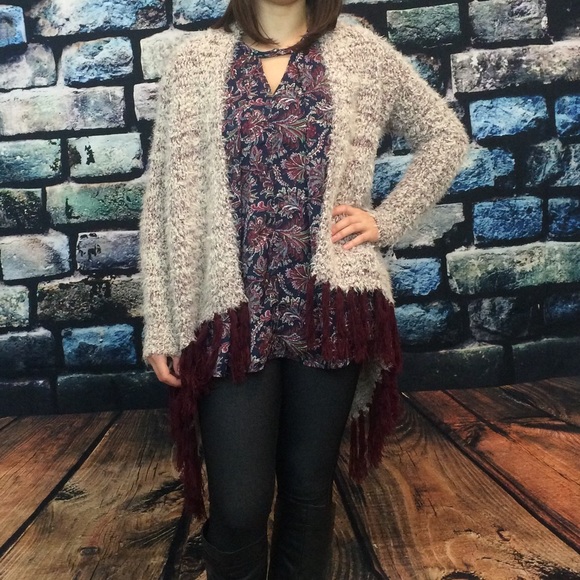 Popcorn Cardigan with fringe - Picture 4 of 4