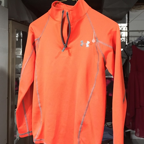 Under armor top