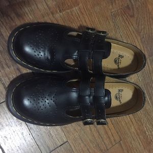 Mary Jane Doc Martens black.