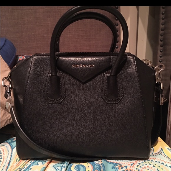 Givenchy bag - Picture 1 of 4
