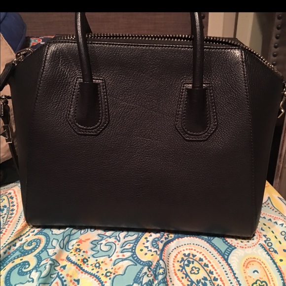 Givenchy bag - Picture 4 of 4
