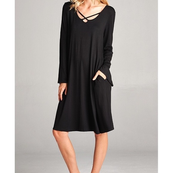 Black Dress with Bell Sleeves. - Picture 3 of 4