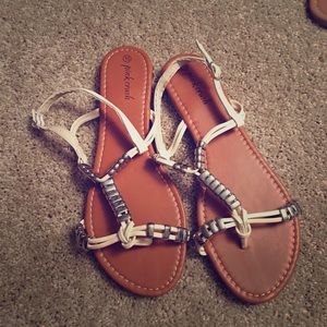 NWOT Sandal