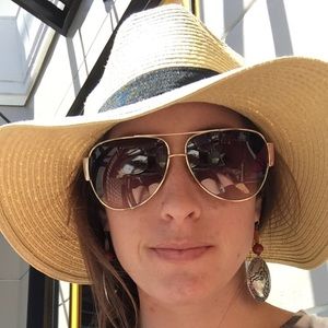 Meet your Posher, Meredith