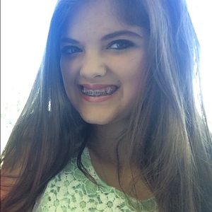 Meet your Posher, Hannah