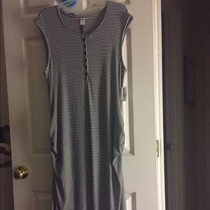 Black & White Bodycon Maternity Dress