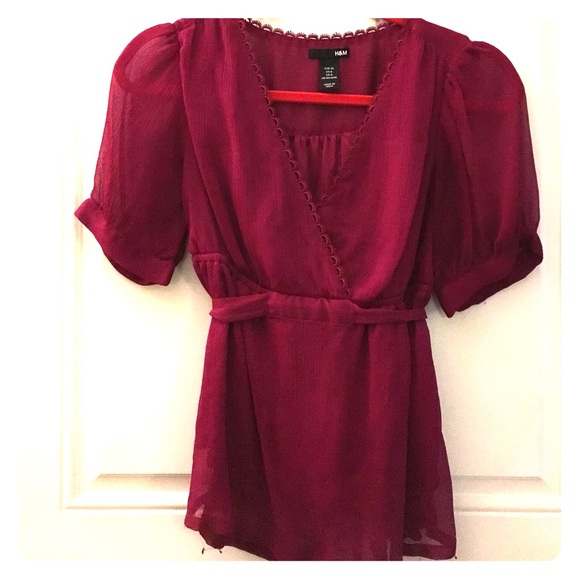 H&M Fuchsia Flowy Top