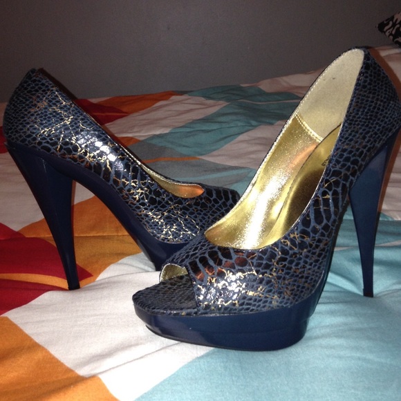 Michael Antonio Heels