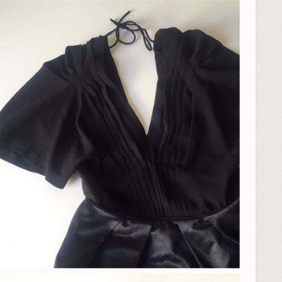 💥BCBG Max Azria Runway Dress💥 - Picture 2 of 4