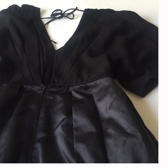 💥BCBG Max Azria Runway Dress💥 - Picture 3 of 4