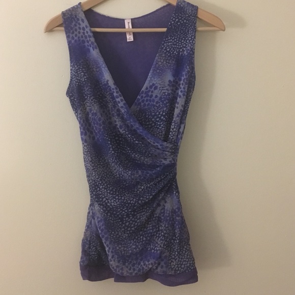 Anthropologie Tops - Anthropologie Sweet Pea M sleeveless wrap tunic