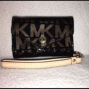 Michael Kors Wallet/Cell Phone Wristlet
