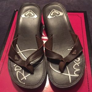 Roxy flip flops