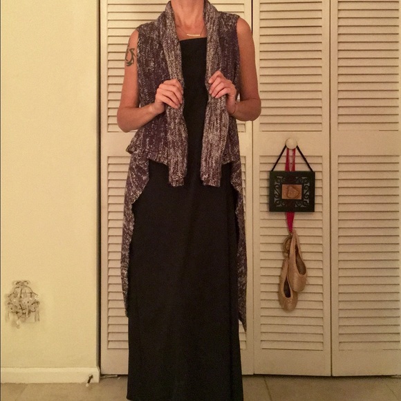 BRILLIANT SWEATER VEST - Picture 2 of 4