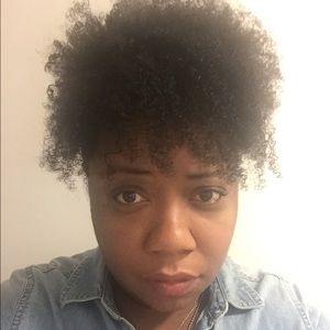 Meet your Posher, Danyell