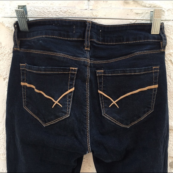 Sz 1 Bullhead Dark Wash Skinnies - Picture 3 of 3