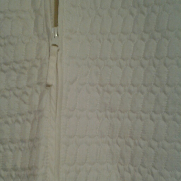 For Cynthia Jacket - Picture 3 of 4